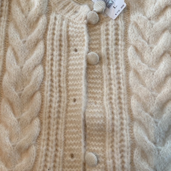 Luxury knit cream cardigan. - Picture 5 of 7